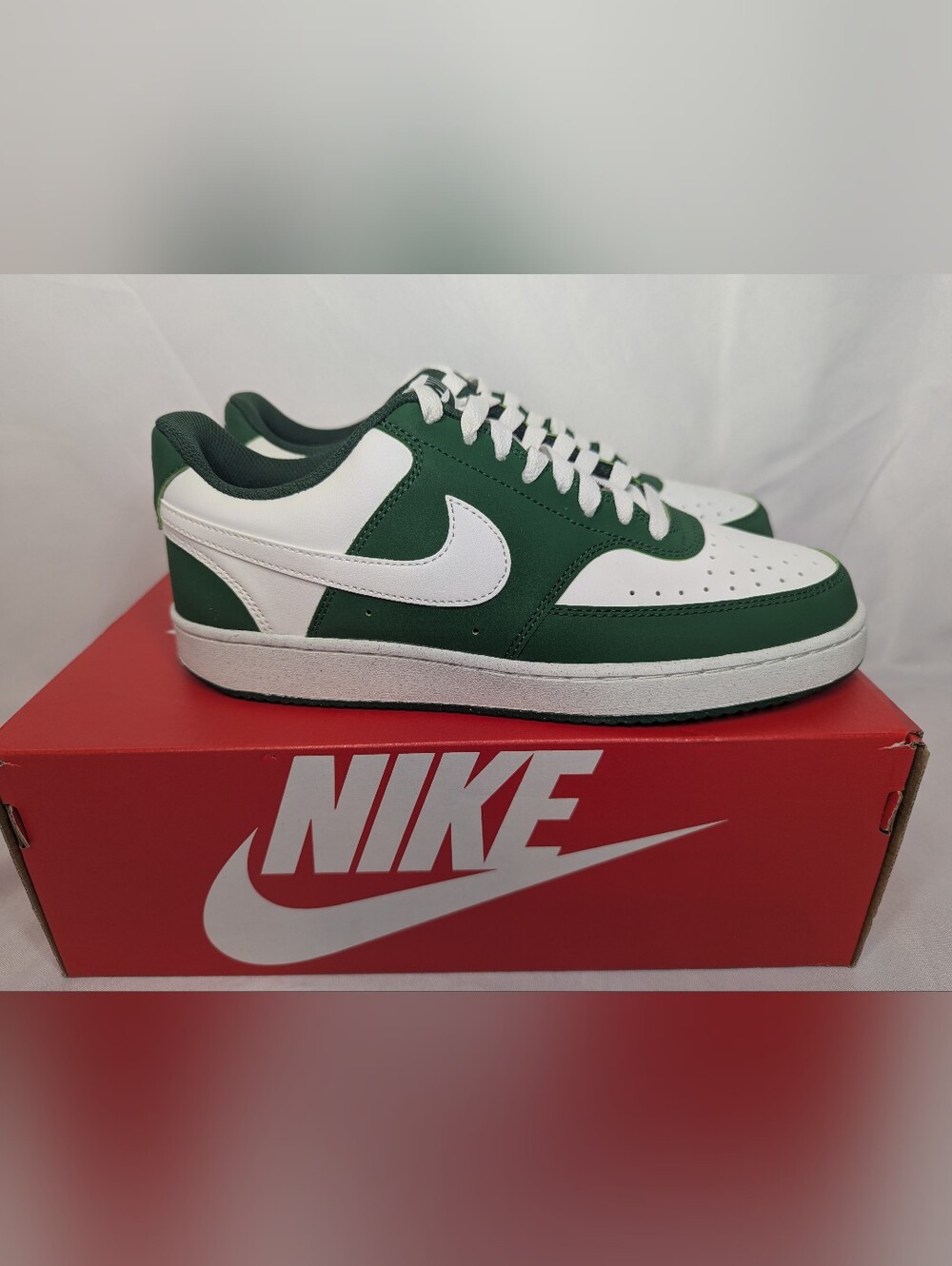 NIB Nike Court Vision Low Sneakers Women's Size 10
